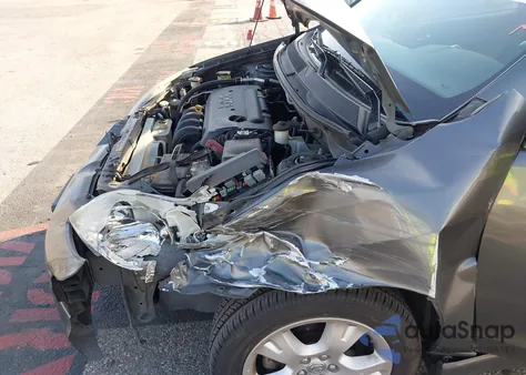 2007 Toyota Matrix Xr z USA, uszkodzony, nr VIN 2T1KR32E57C642366